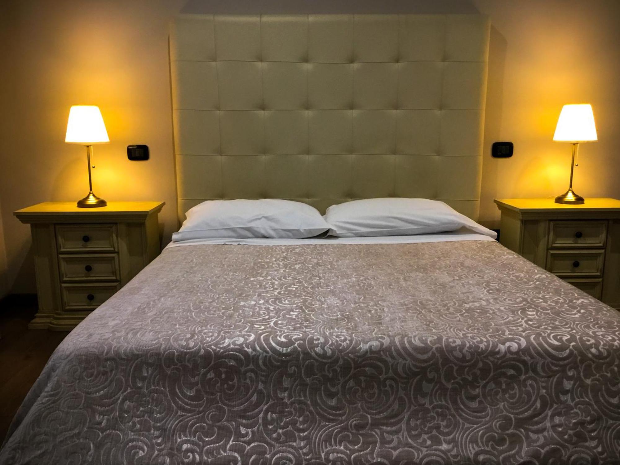 Erania Apartments Sala Consilina Zewnętrze zdjęcie